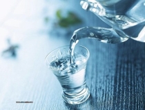 Uống nước đun sôi để nguội có tốt cho sức khỏe người dùng hay không